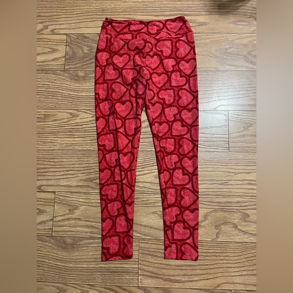 Lularoe Heart Valentine’s Day Leggings OS - Picture 1 of 4